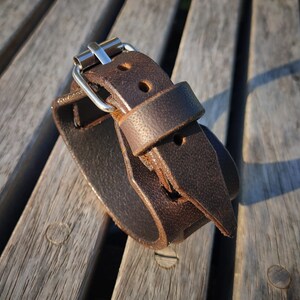 Brown Leather Cuff Bracelet: Adjustable Single Buckle Wristband