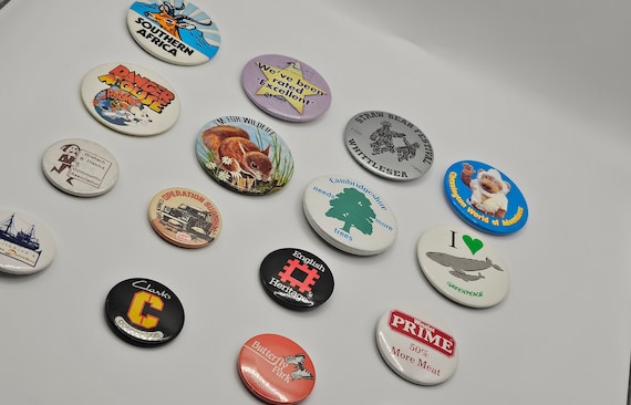 Vintage/Retro Badges 60s 70s 80s 90s. Greenpeace,… - image 4