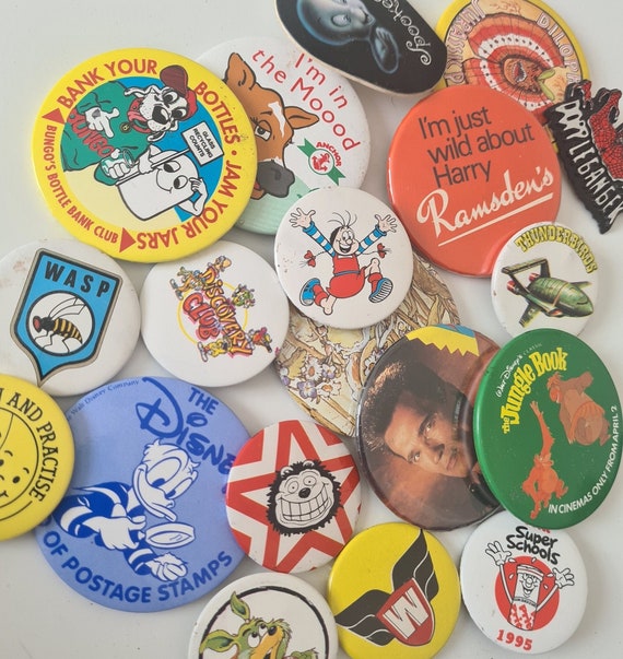 Vintage Retro Badges, 70's, 80's, 90's. Arnie, Dis