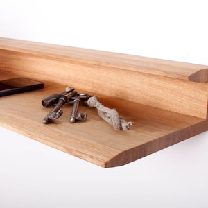 Solid oak shelf – Versatile shoe rack & storage shelf made of wood