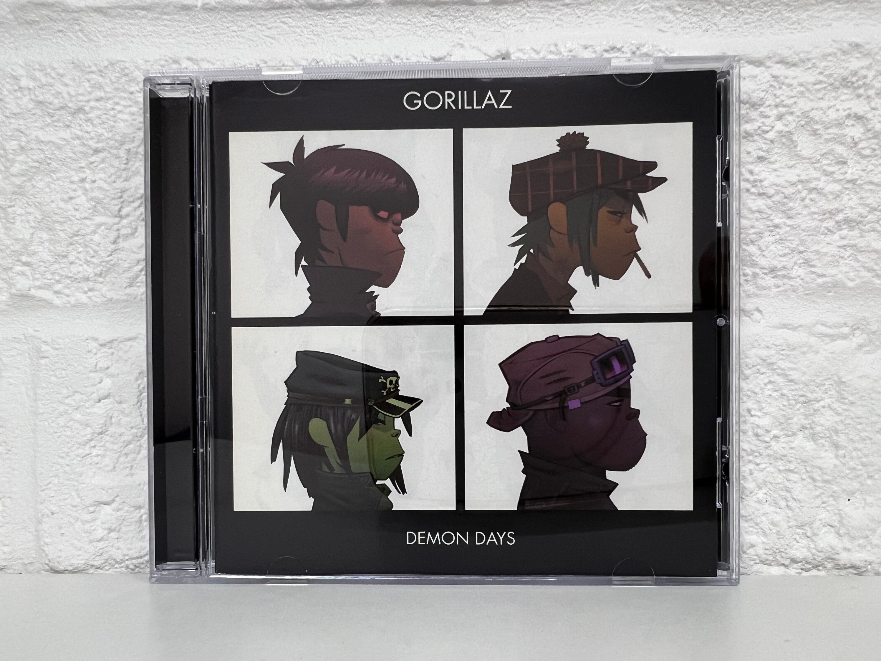 ゴリラズ [CD] Demon Days: GORILLAZ: Amazon.ca: Music