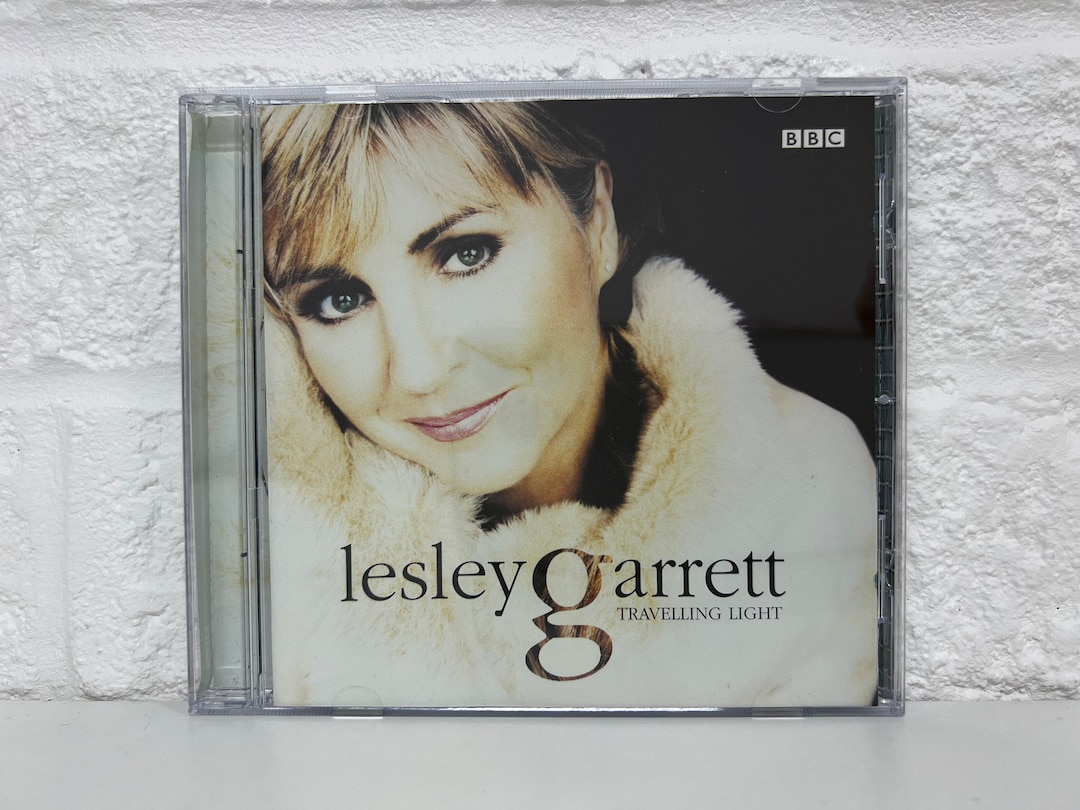 lesley-garrett-cd-collection-album-travelling-light-genre-pop-classical