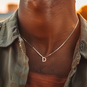 Collar inicial para hombre - Regalo colgante de letra personalizado para él