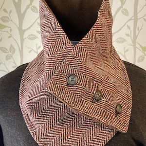 handgemachte Schal, Tweed Schal, Halstuch, handgemachte Winterschal, stilvolle Schal, edlen Schal, Knopf Schal, Geschenke für sie, braunFleece Schal