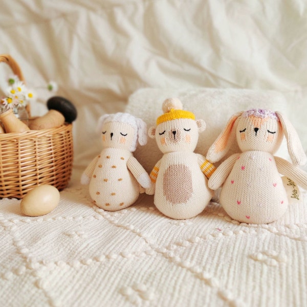 Coffret cadeau naissance | hochet crochet lapin| Jouet éveil |Jouet motricité fine, bunny rattle, teddy bear rattle, knitted rattle