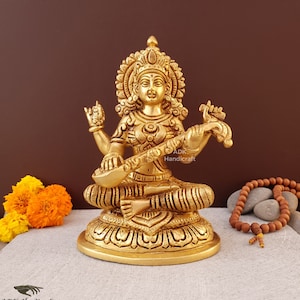 Brass Saraswati Idol - 7,5 pouces | Statue de Saraswati | Veena Sarasvati | Déesse de la connaissance, de la musique, de l’art | Statue de Savitri, Mère hindoue Murti