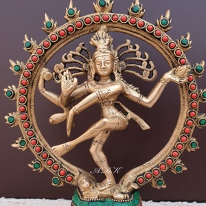 Messing dansende Shiva Nataraja standbeeld, messing Lord Shiva, dansende Shiva Natraja idool, tempel Mandir altaar yoga studio home decor, 23CM grote Shiv afbeelding 3