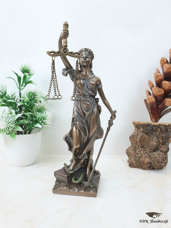 正義の女神像、12インチギリシャローマの美徳、剣を持つフェミダ