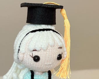 Miniature Felt Graduation Mortarboard Hat – Mini Academic Cap Cake Topper & Doll Accessory