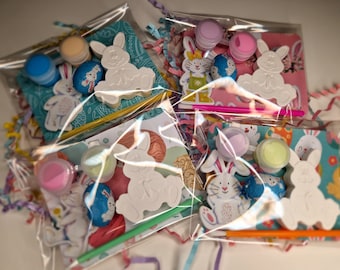 Paint your own Mini Easter Bunny - Party Bags - Craft Kit - Children's Craft Kit - Half Term Activities - Craft Box - Easter Activities