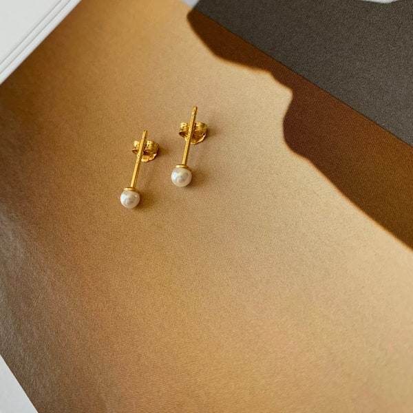 Perle Ohrstecker - 925 Sterling Silber - 18 k Gold Perlen Ohrringe - Ohrring gold - Gold Schmuck - minimalistische Ohrstecker