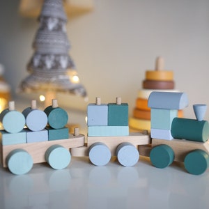 Montessori Train / Blue Puzzle Train / Wooden Locomotive / Wooden Train Toy / Wooden Railway / Nursery Decor / Gift for Baby
