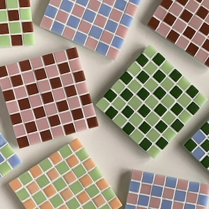 Carrelage en verre original fait main en damier coloré fait main art parfait mug décoration géniale cadeau maison cadeau de pendaison de crémaillère anniversaire