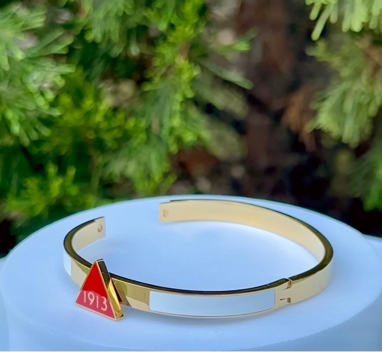 DST Gold 1913 Bangle Bracelet - Etsy