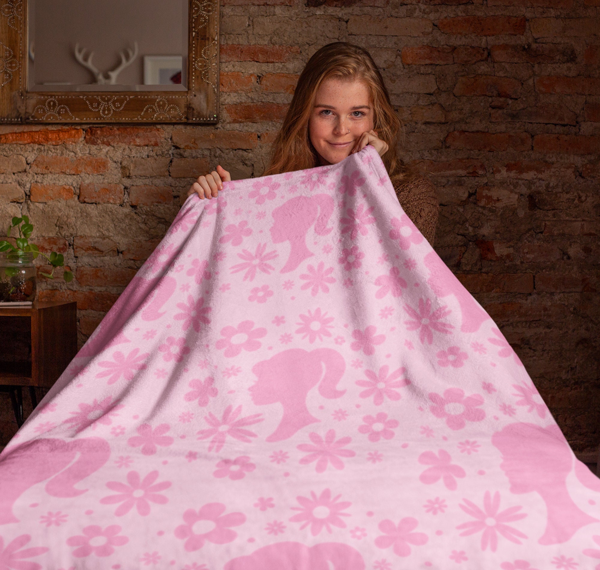 Cartoon Barbie Blanket Quilt Kawaii Printed Flannel Blanket Woman
