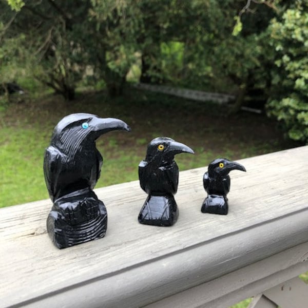 3.5" / 2.5" / 1.75 " Carved Black Onyx Raven Statue Crow Carving Bird Sculpture Totem Blue / Yellow eyes Magic Transformation healing stone