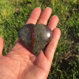 Dragon’s Blood Jasper Heart Carving Crystal Display Crystal Decor Valentine&#39;s Day Gift Heart healing forgiveness DBJH-3