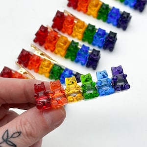 Resin Gummy Bear Rainbow Clip