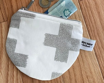 Small coin pouch, coin purse for women, small coin and card purse, small bag organizer, curved zipper pouch, round zipper purse, grey white