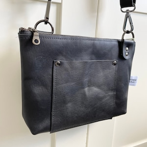 Petit sac à main en cuir noir, sac à main en bandoulière pour femme, sac en cuir noir, sac à bandoulière à bandoulière réglable, petit sac à main en cuir pour femme