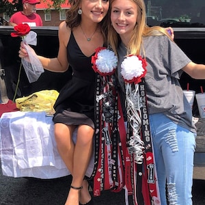 Homecoming Mum image 2