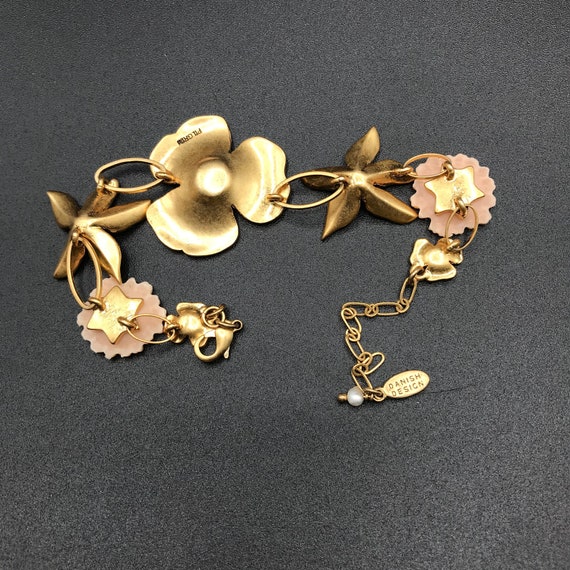 Floral enamelled gold tone bracelet, pink and gre… - image 6
