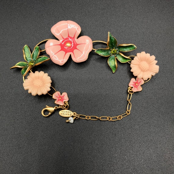 Floral enamelled gold tone bracelet, pink and gre… - image 5