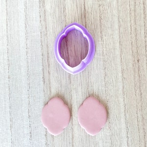 Adela Floral Frame Cutter