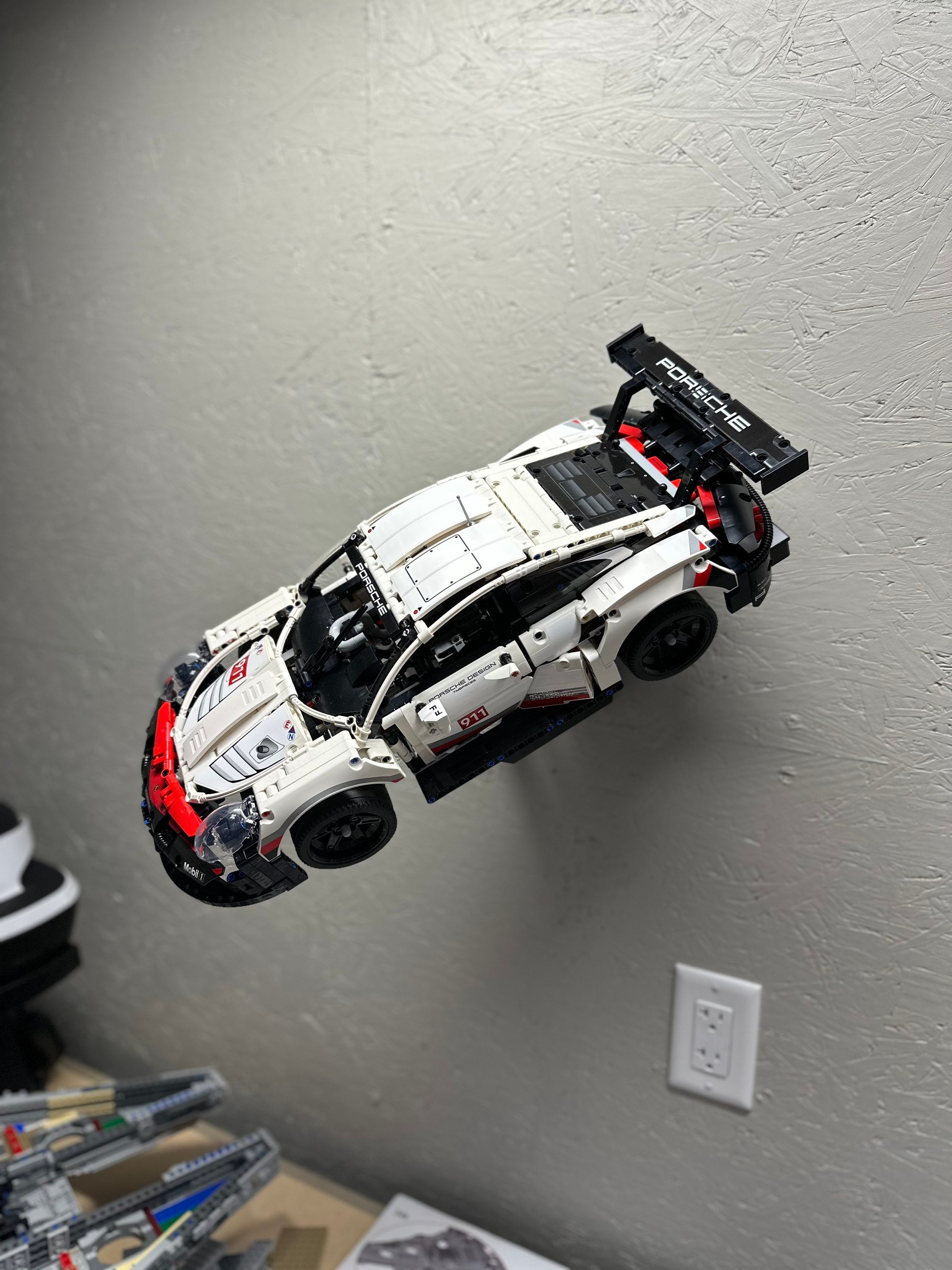 Wall Mount for the Porsche 911 RSR 42096 LEGO® Technic™ Cars 