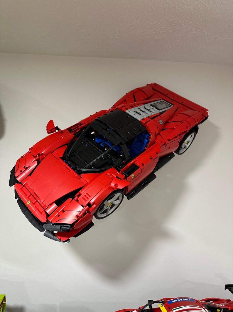 Angled wall mount for LEGO® Technic™ 1:8 Supercars image 7