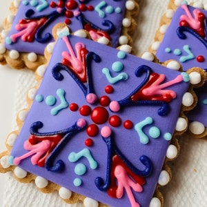 Custom art sugar cookies - qty: 6 (gluten free available on request)