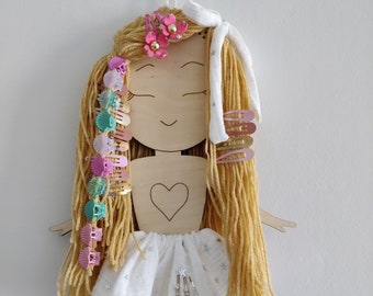 Handmade Blonde Girl Hair Clip Organizer, Hair Accessories Organizer, Plywood, Wooden Doll on the Wall