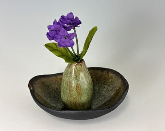 Handmade mini vase | flower vase | pottery | ceramic dish