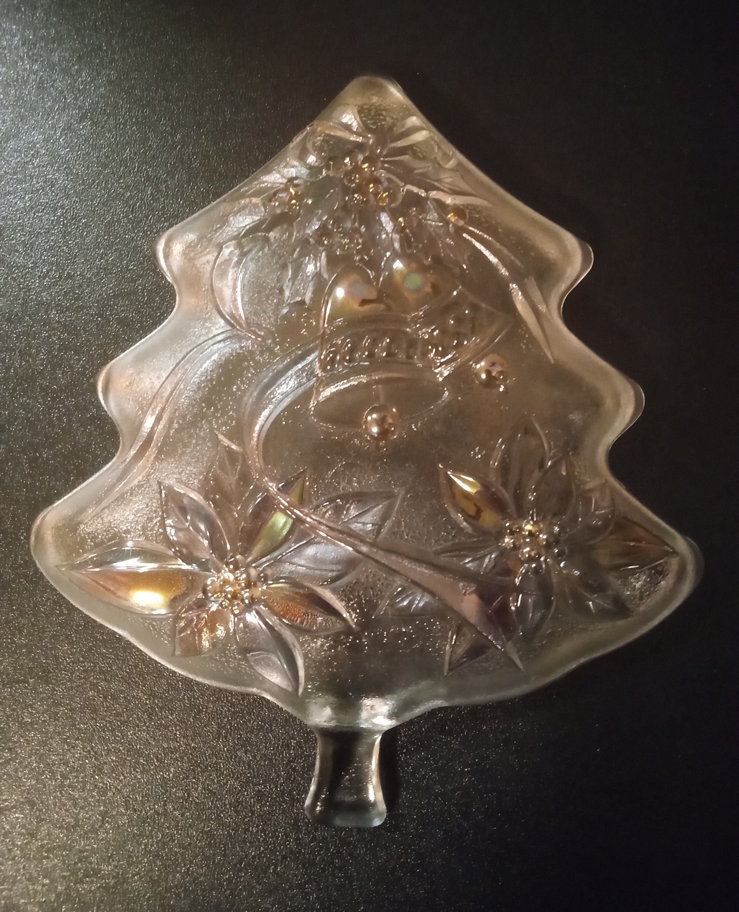 Vintage Christmas Tree Candy Disheec61 Code - y7gv9wl