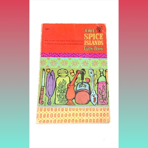 Used Cookbook - The Spice Islands Cook Book - Vintage - Paperback - Cook Book Gift Idea - Gift for Chef - Pre Owned Good Condition