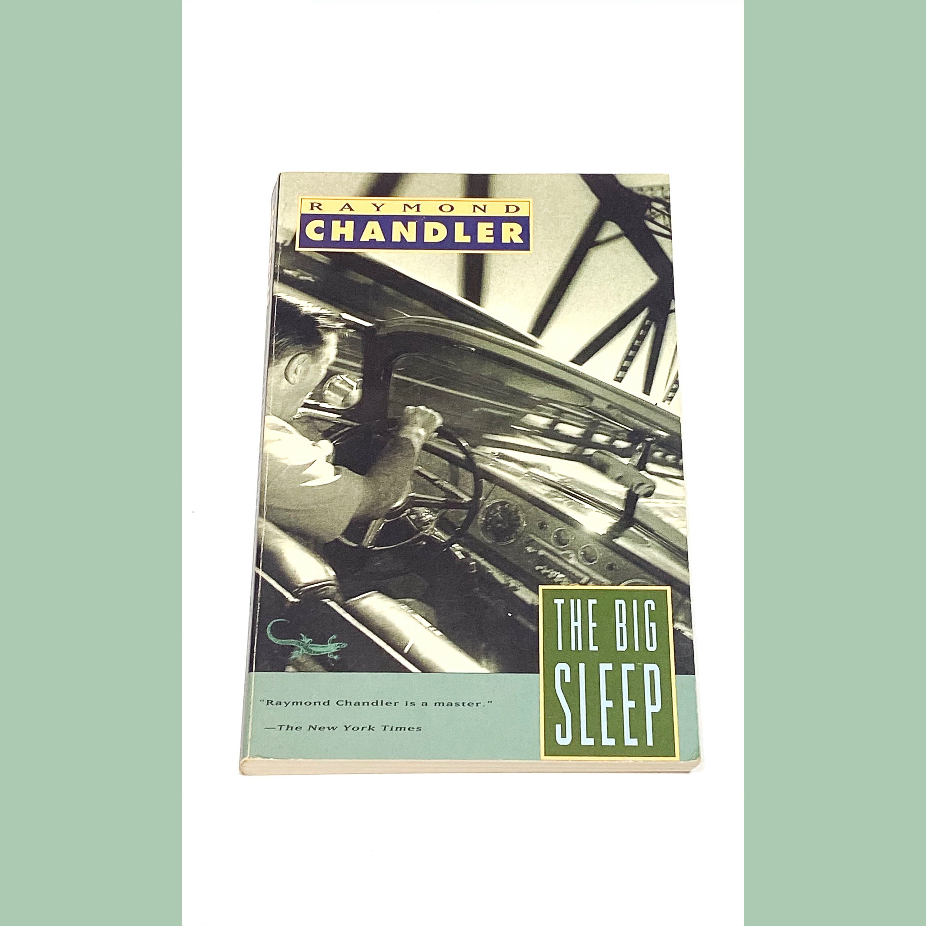 The Big Sleep - Raymond Chandler - Vintage Crime Paperback Book - Classic Literature - Mystery Novel - Pre Owned - Very Good Condition