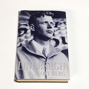 Lindbergh - A Scott Berg - Vintage Memoir Bio Hardcover Book - Classic Life Story - Gift for Book Lovers - PreOwned  Good