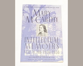 Mary McCarthy - Intellectual Memoirs New York - Vintage Paperback Book - Classic Literature - Pre Owned Book - Very Good Condition