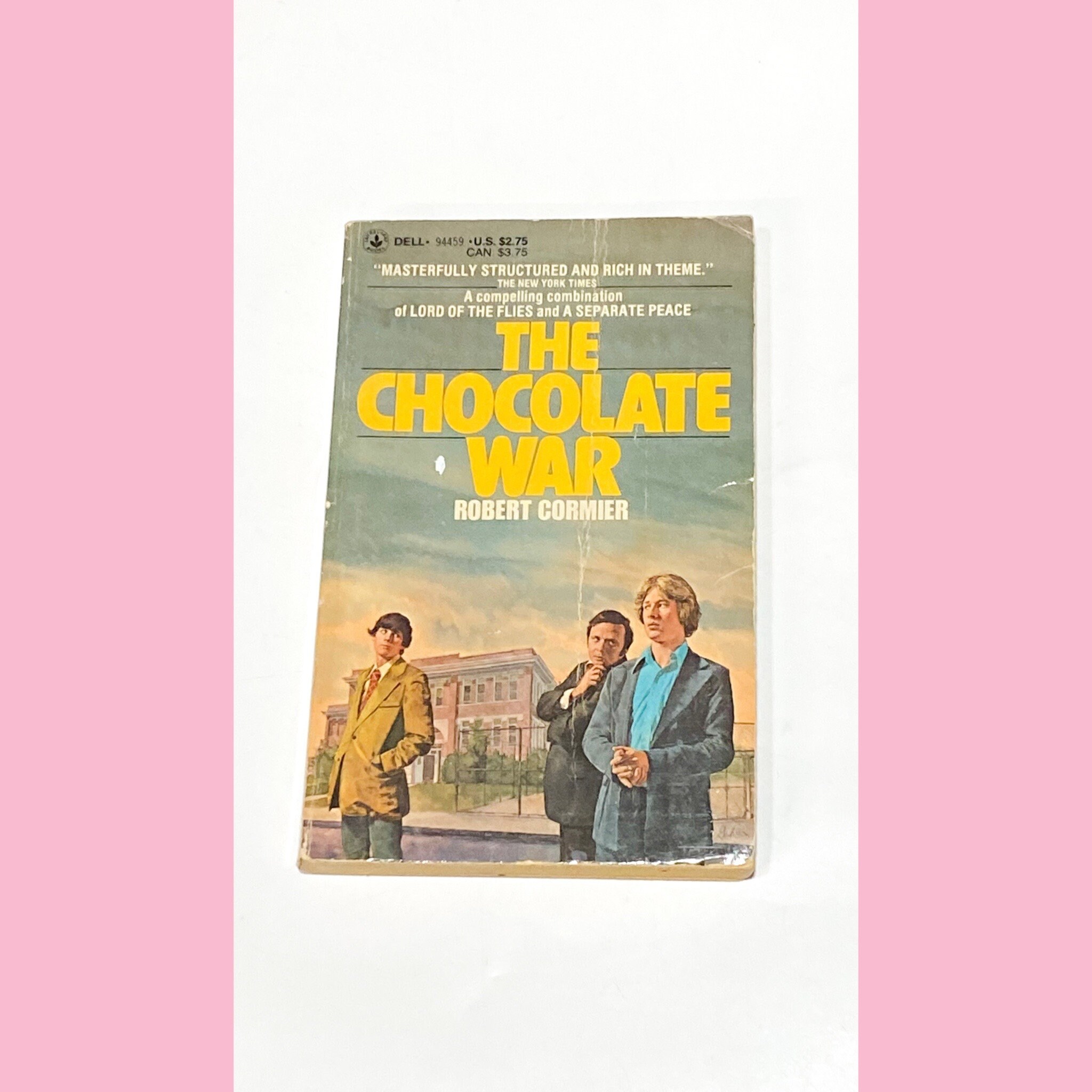 The Chocolate War - Robert Cormier - Vintage Paperback Novel
