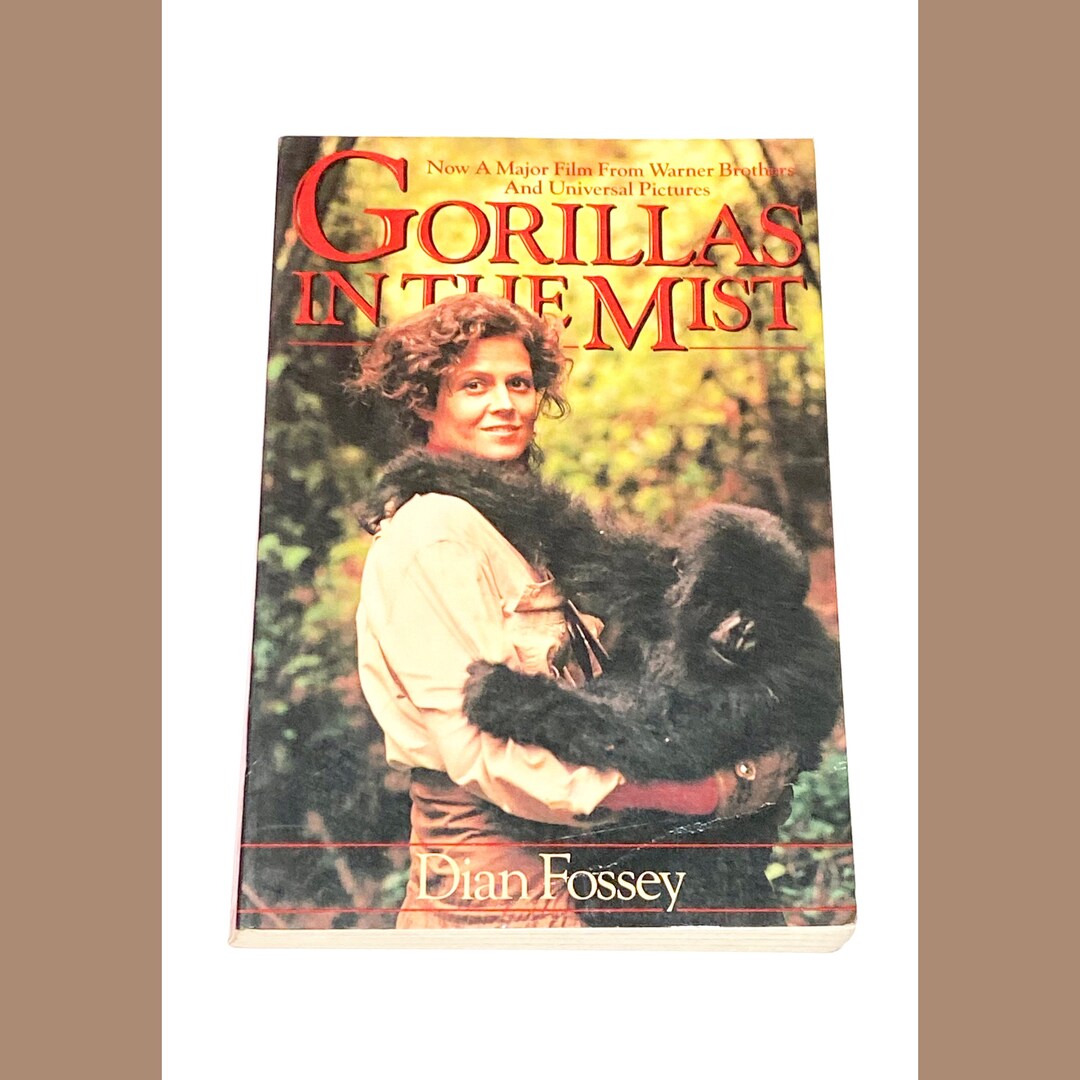 Gorillas in the Mist by Dian Fossey - Vintage Paperback Book - Very ...