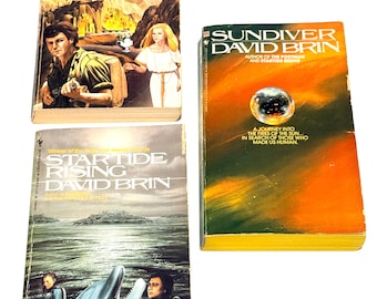 David Brin Vintage Paperback Lot – The Practice Effect, Startide Rising, Sundiver Sci-Fi Books