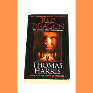 Red Dragon - Thomas Harris - Horror Paperback - Fiction Novel - Vintage Book - Pre Owned Book - Very Good Condition