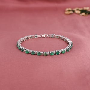 Elegant Tennis Bracelet with Vivid Green Emerald Gemstones 925 Sterling Silver Classic and Timeless Jewelry Piece for Everyday Wear