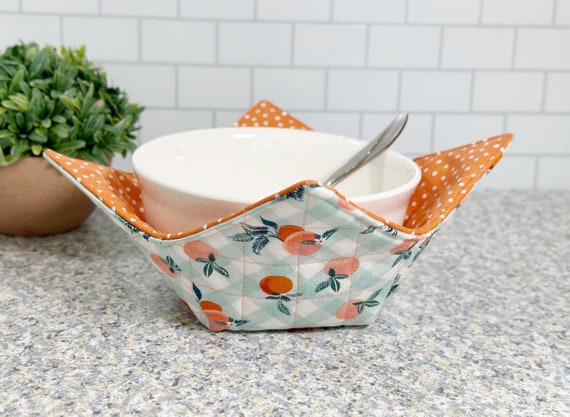 Microwave Bowl Cozy, Dorm Room Essential, Peach Kitchen Decor, Apartment  Essential, Quilted Bowl Holder, Soup Bowl Cozy, College Gift Idea 