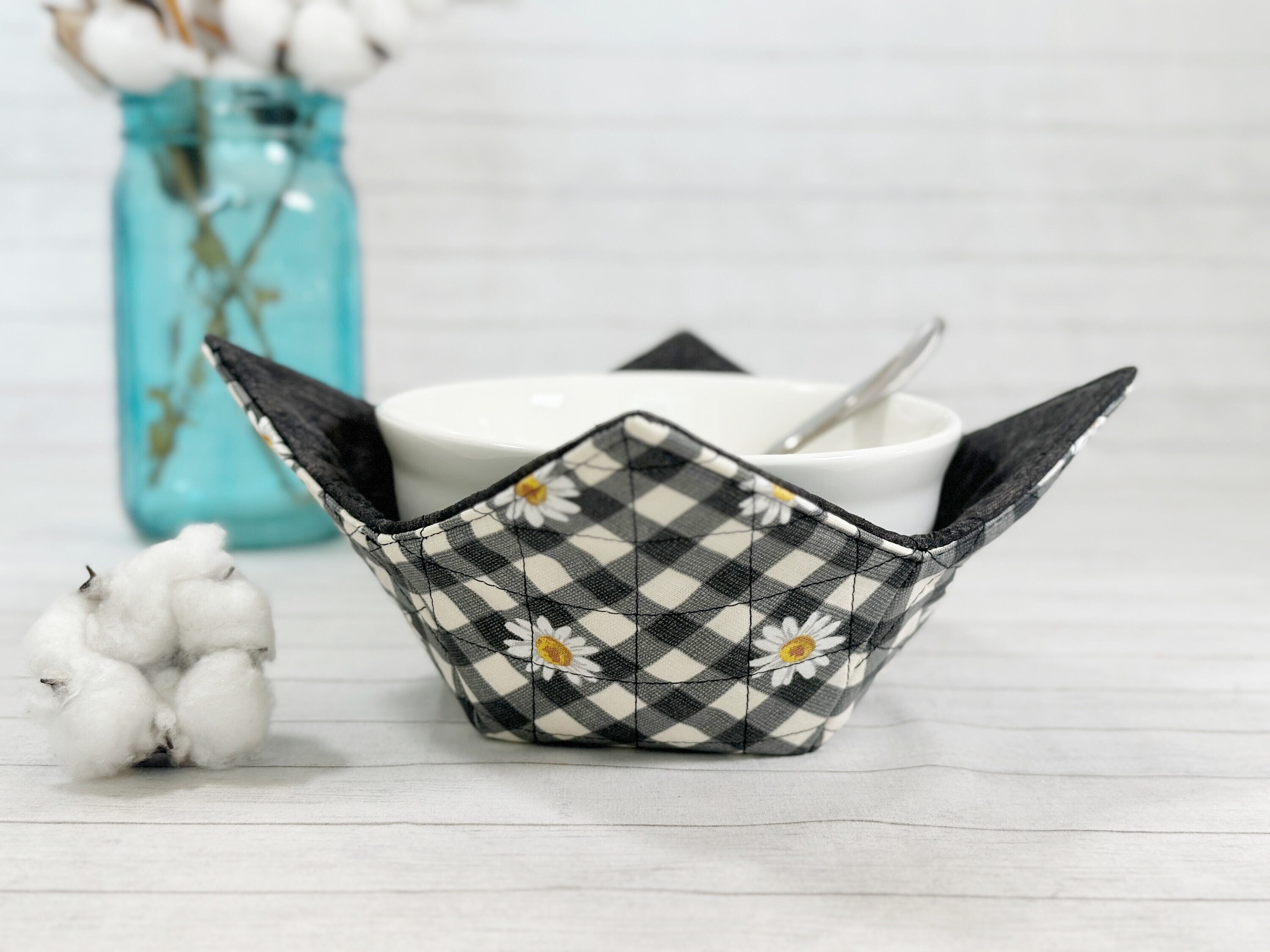 Microwave Bowl Cozy, Reversible Cozy, Hot Soup Bowl Holder, Stocking  Stuffer, Pot Holder Cozies, Gift, Light gold_Charcoal Grey