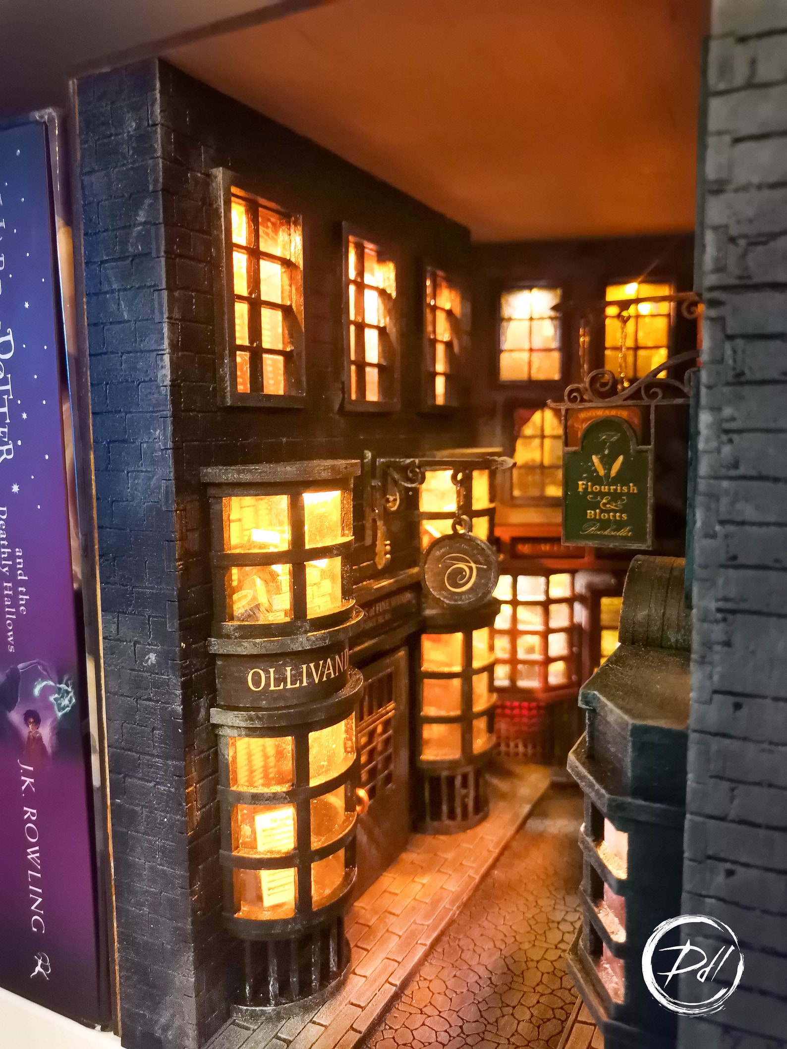 Book Nook Diagon Alley Wizard