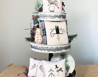 Stitched Snowmen Pillow Tucks Set of 4 for Tiered Tray/Snowmen Ornaments and Snowmen Shelf Sitter Decorations