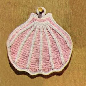 Sea Shell Potholder Crochet Pattern - Beach House Novelty Pot Holder Pattern, Crochet Trivet Pattern, Speed Cro Sheen Vintage PDF Pattern