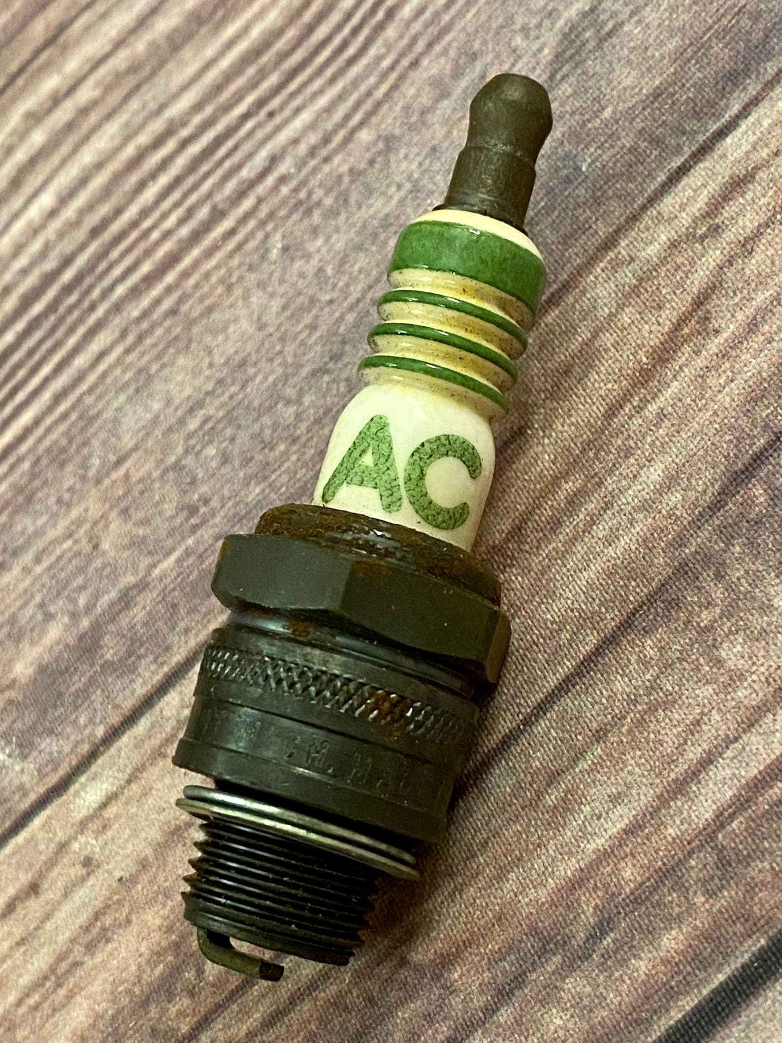 AC Delco Spark Plugs Set of 5 Vintage R43T Spark Plugs Etsy