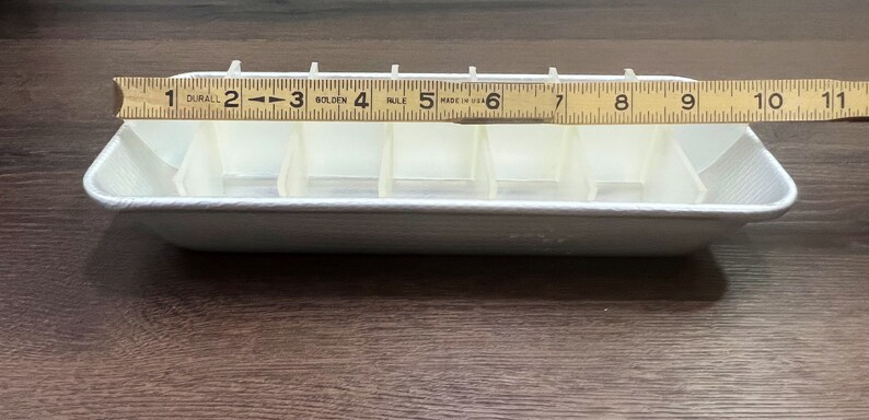 HIC Vintage Aluminum Ice Cube Tray – Classic Design, Single Tray, Makes Clear Ice Cubes